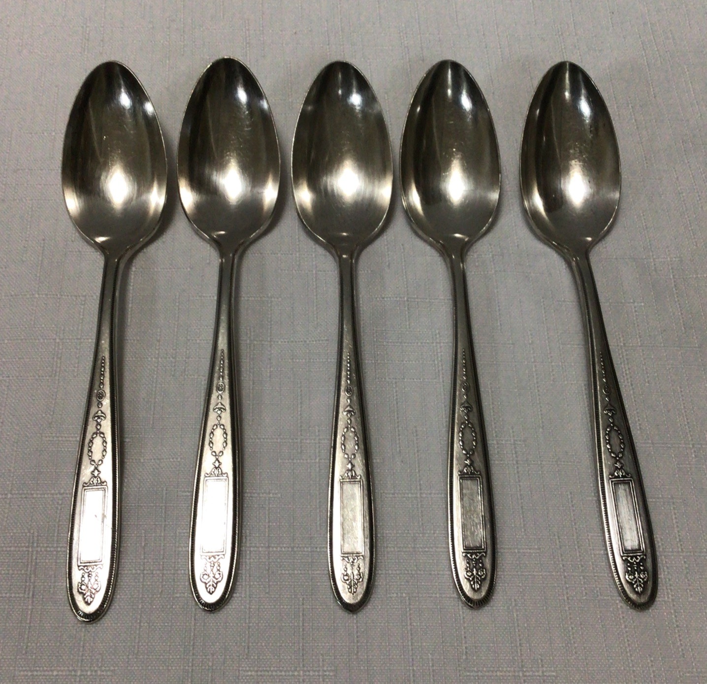 Onieda Community Silverplate Grosvenor 1921 Set Of 5 Teaspoons 6 1/8 Inches