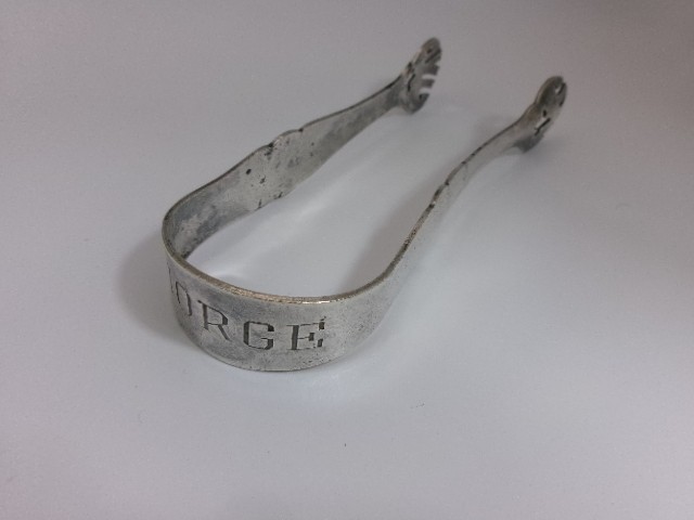 Vintage NORGE silver plate sugar/ice tongs 5 3/4″