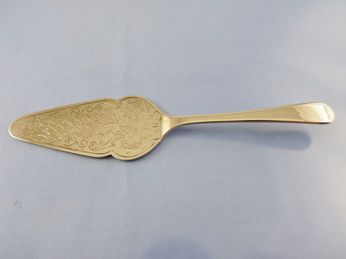 OLD ENGLISH down SMALL PASTERY SERVER BY unbranded SHEFFIELD MAKER