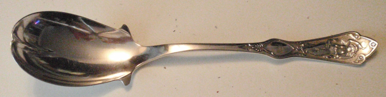 1898 REED & BARTON “Pearl Serving Spoon @ 8-1/2”
