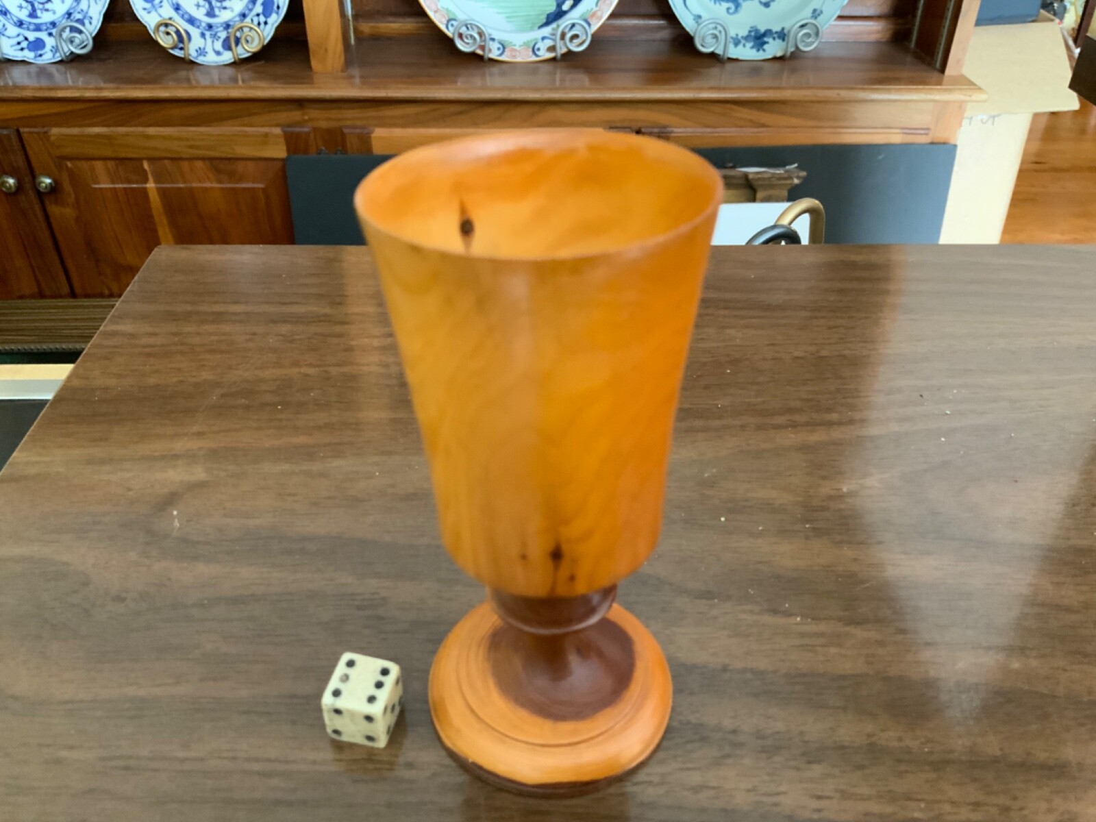 Antique English Satinwood Dice Shaker with 1 Dice Circa 1880