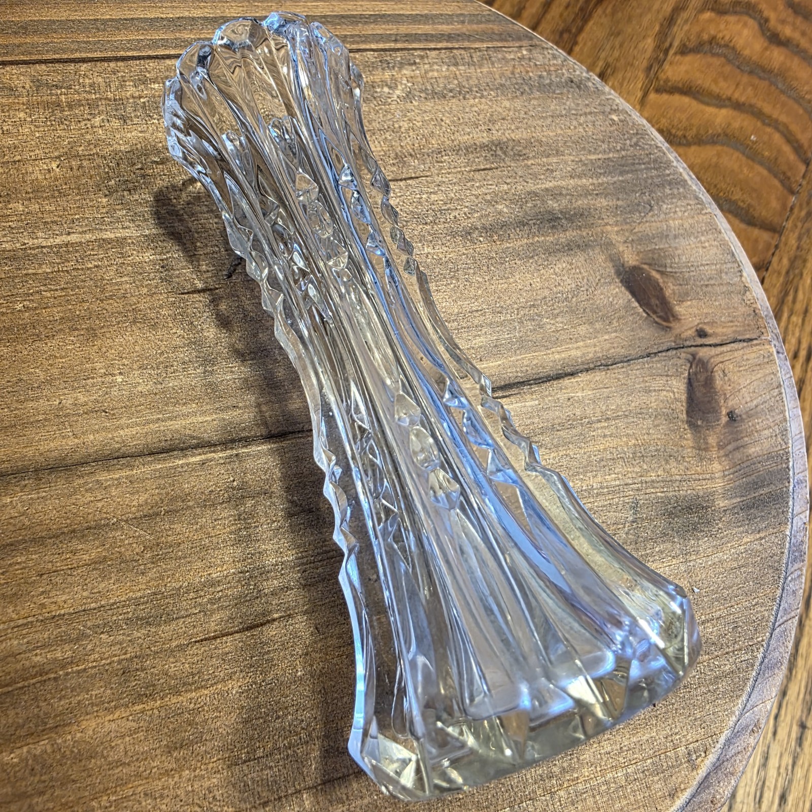 VTG AMERICAN BRILLIANT PERIOD (ABP) CUT GLASS BUD VASE, NOTCHED / ZIPPER 3.75″