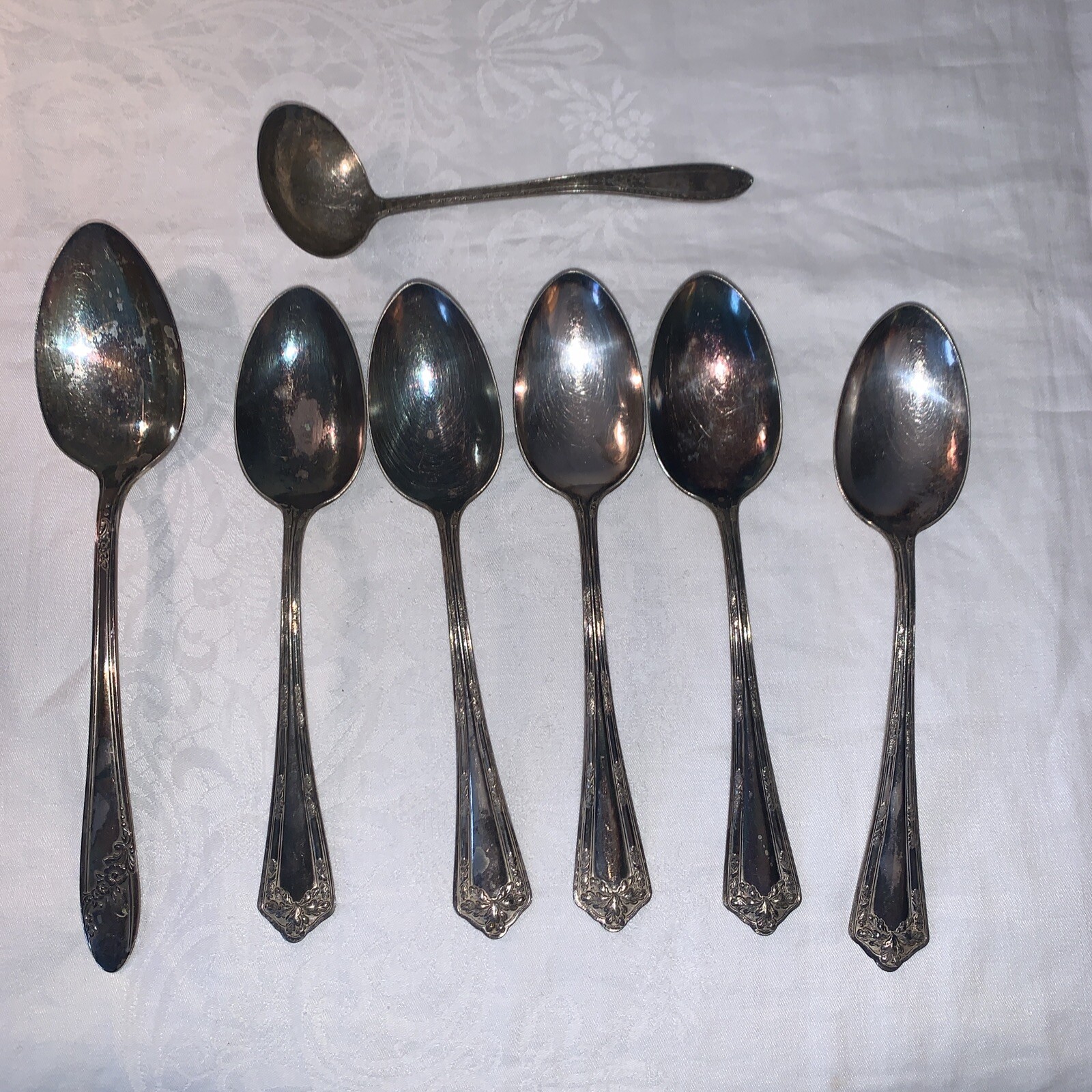 Silverplate Lot of 9 Pieces Spoons 5 Soup 1 serving 1 ladle 2 baby Wm Rogers