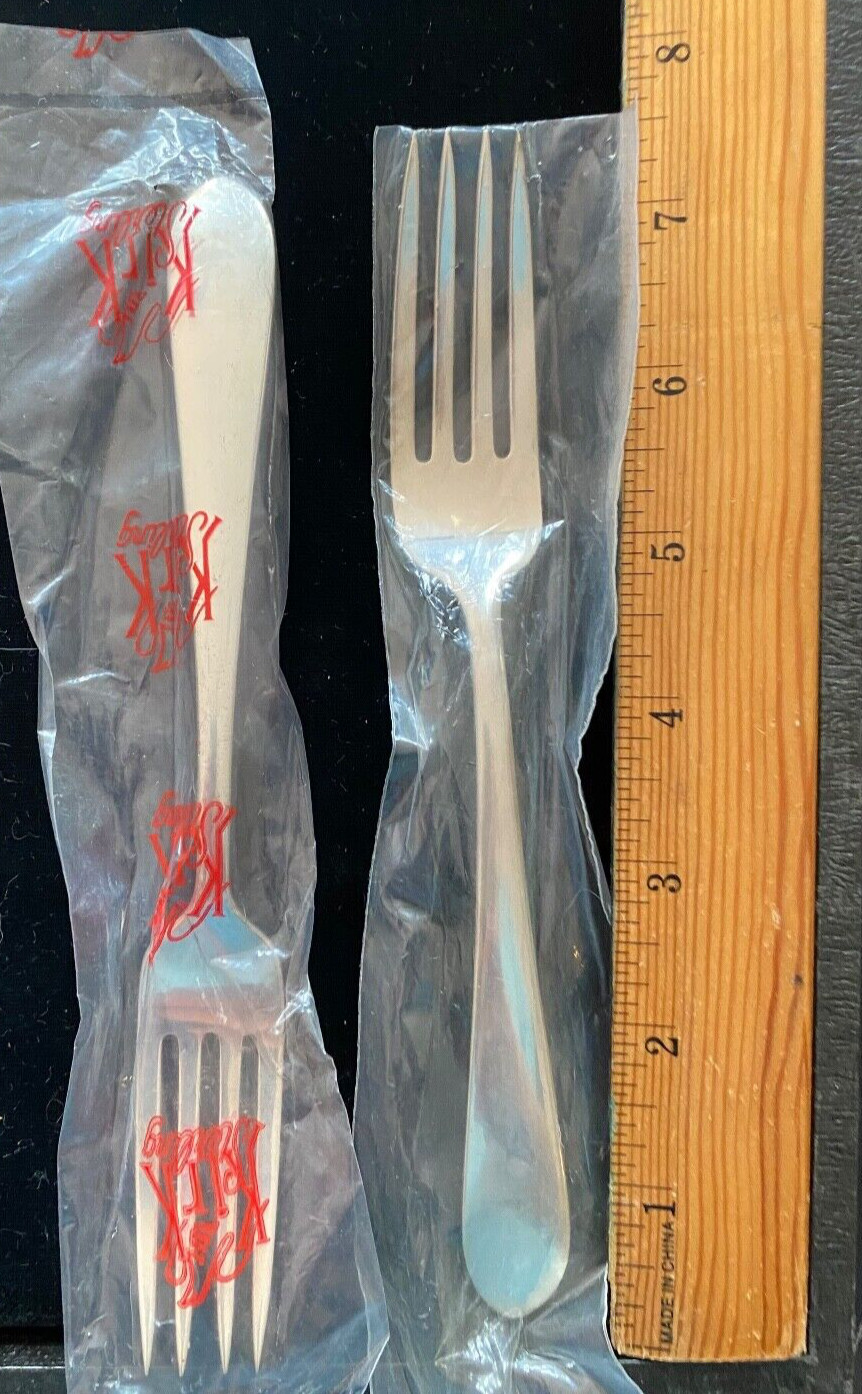 1 FORK 7 1/4″ NEW OR POLISHED IN WADEFIELD BY KIRK STERLING FLATWARE 12 AV.