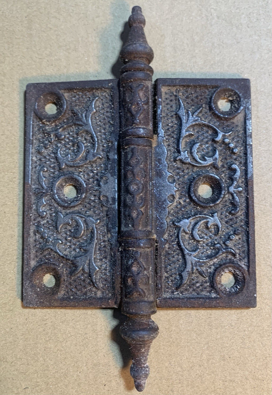 3 1/2 x 3 1/2 Ornate Early 1900s Solid Brass Door Hinge – Steeple Top