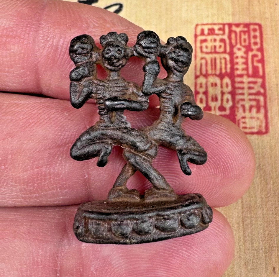 Old Tibetan Buddhism Copper Black lacquer Tuojia Shentuolin Double Zun Pendant