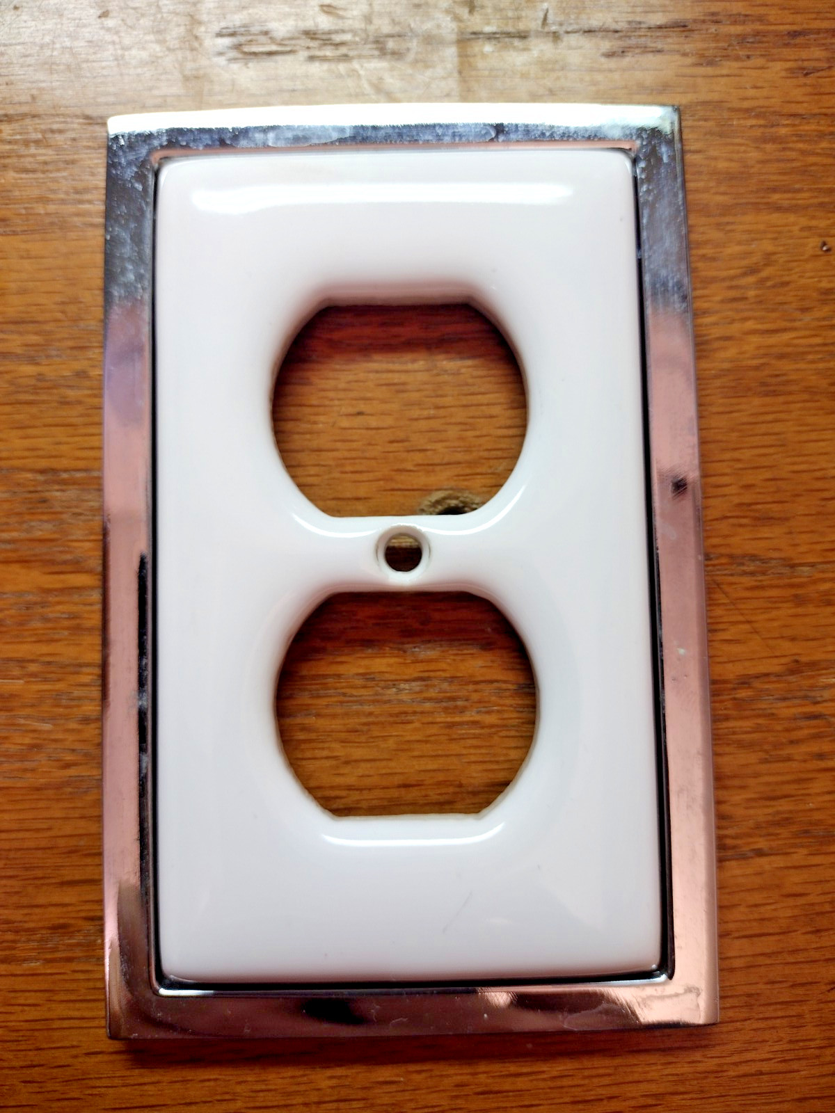 LHMC 2003 Chrome Frame White Porcelain Outlet Wall Box Cover Plate Retro Vintage