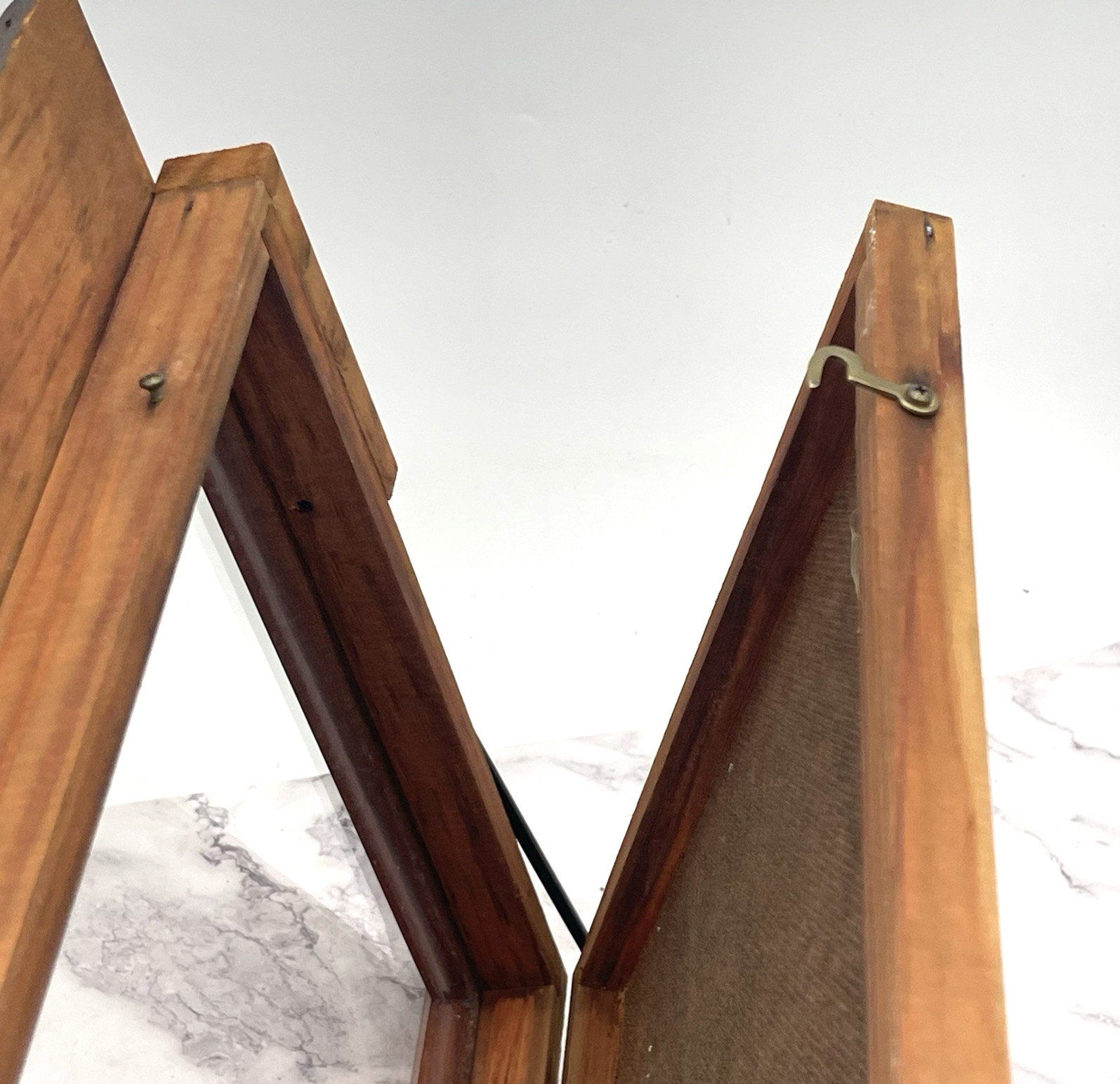 Vintage Knife Counter Knife Free Standing Display for Knives Collections 22×14″