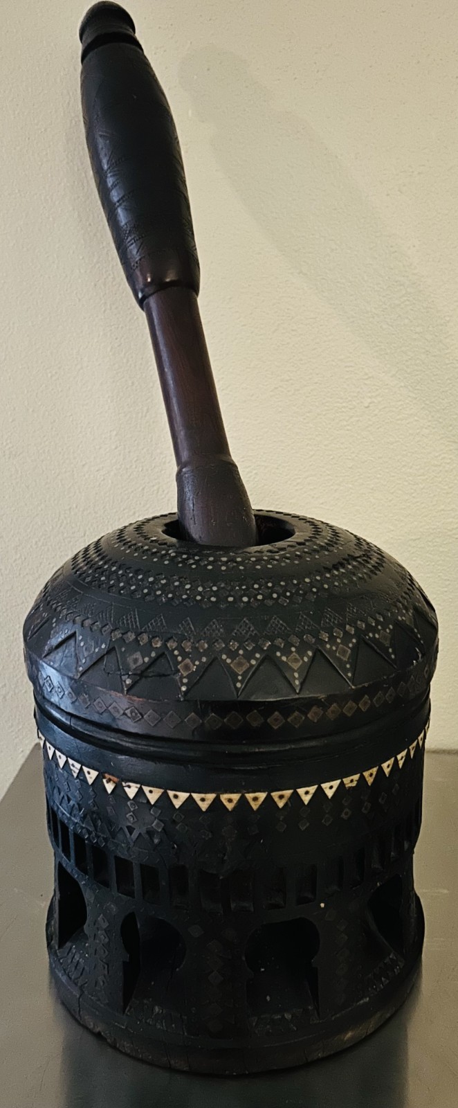 ANTIQUE WOODEN BEDOUIN MEHBASH (COFFEE GRINDER) WITH PESTLE- BEAUTIFUL ART PIECE