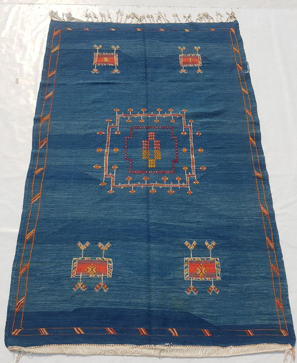 Vintage Traditional Handcrafted Berber Moroccan Rug for Home Décor 246×156 cm