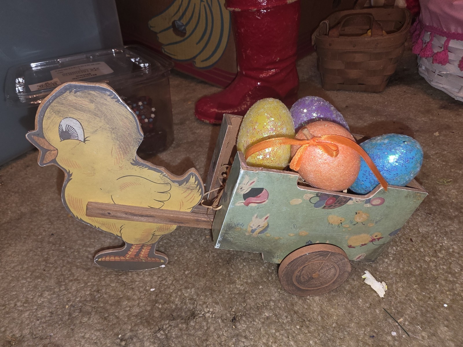 Primitive Wooden Spring Easter Chicken Chick Pulling Cart Vtg Style Decor AS IS