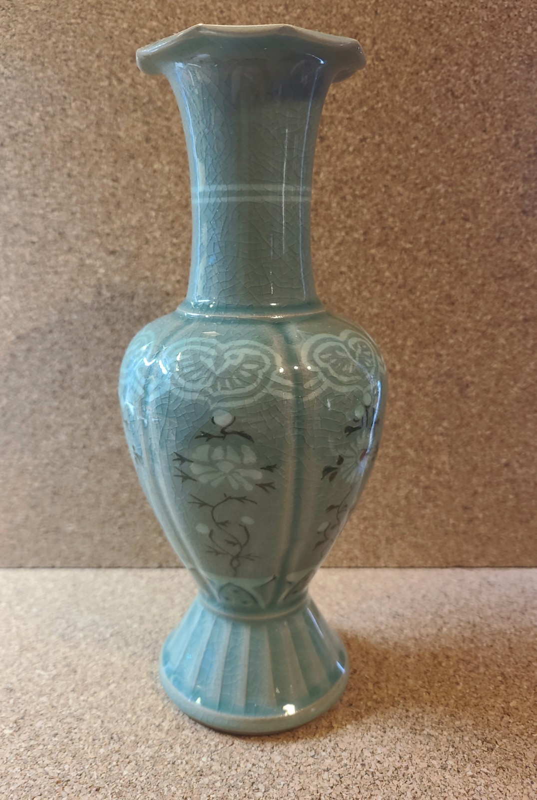 Vtg South Korea Celadon Crackle Melon Shaped Vase Green Flower Signed 8.75″