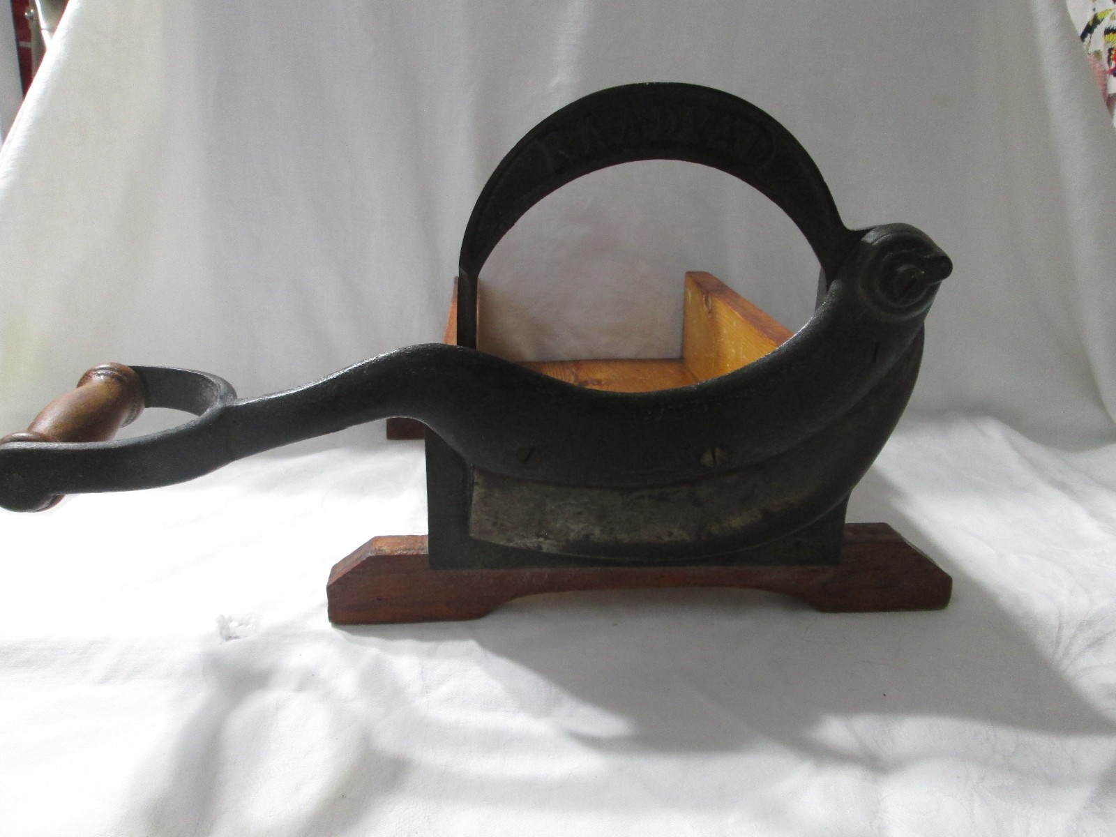 Antique RAADVAD Bread Slicer made of Cast Iron & wood with steel blade (lot#12)