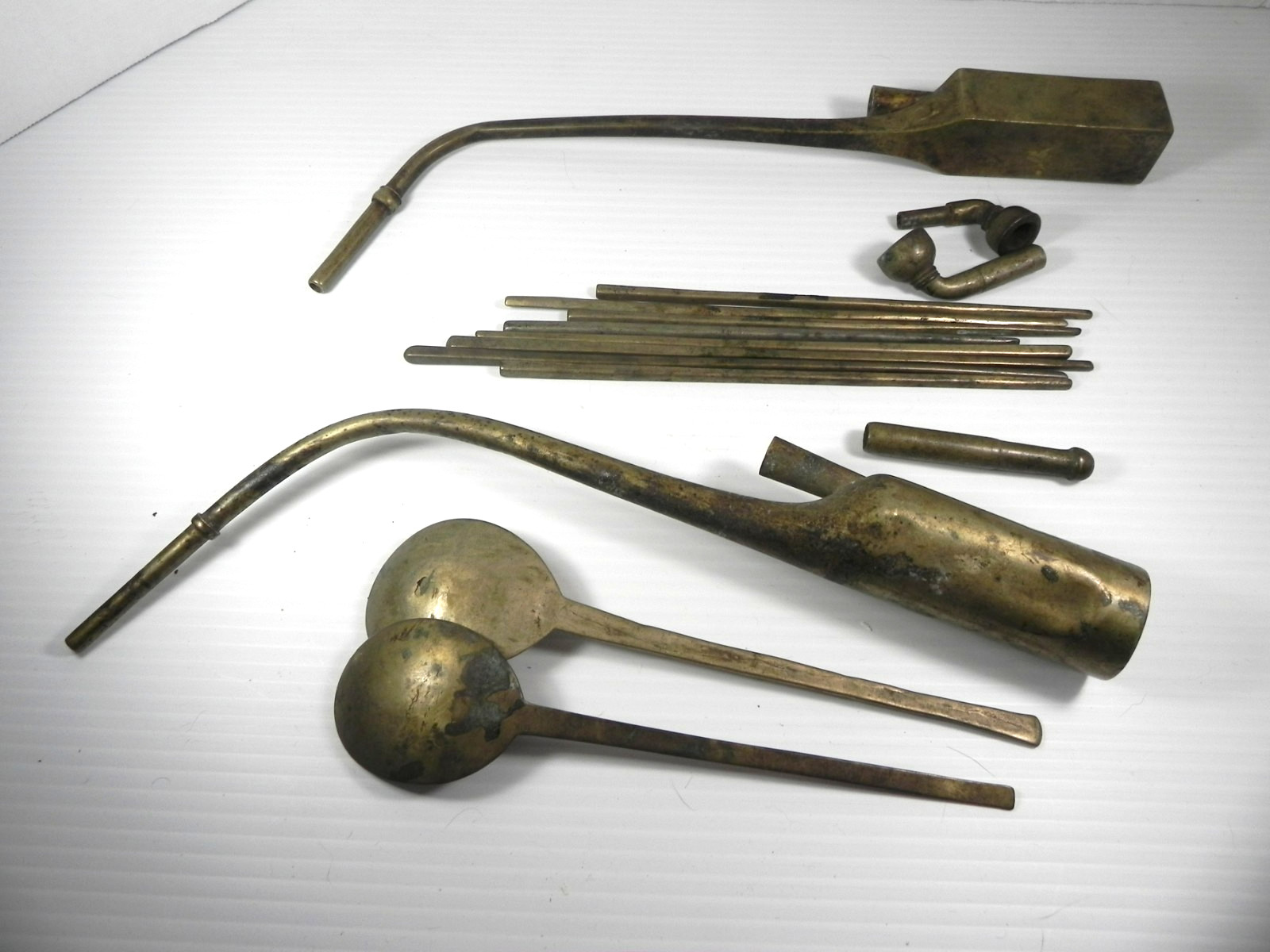 Antique Traditional Chinese Brass Water Smoking Pipes & Accessories Parts