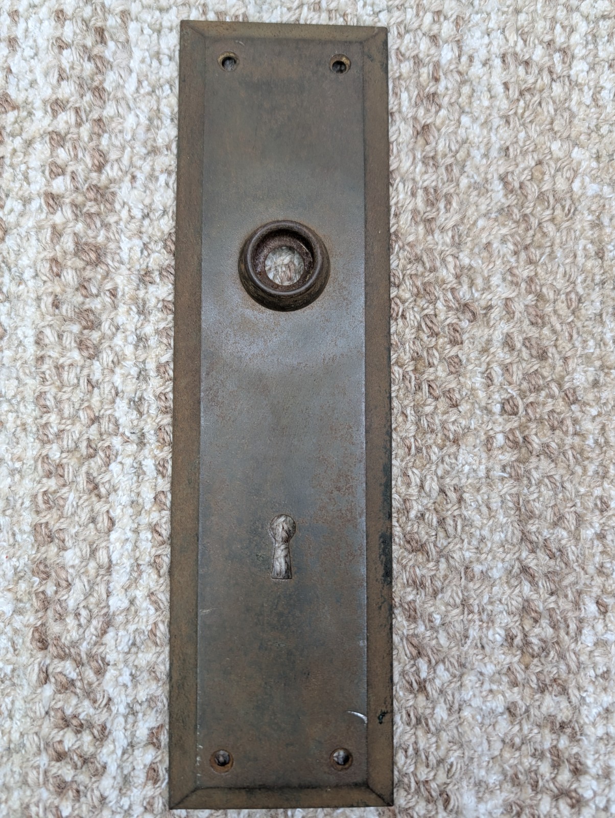 2 3/4″ x 10″ Antique Stamped Steel Door Knob Plate