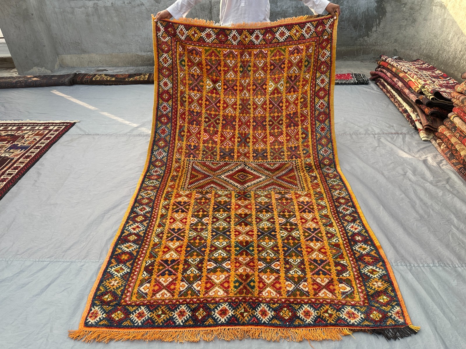 4’10 x 8 ft Vintage Moroccan Hand Knotted Rug Soft Pile Caucasian Style Carpet