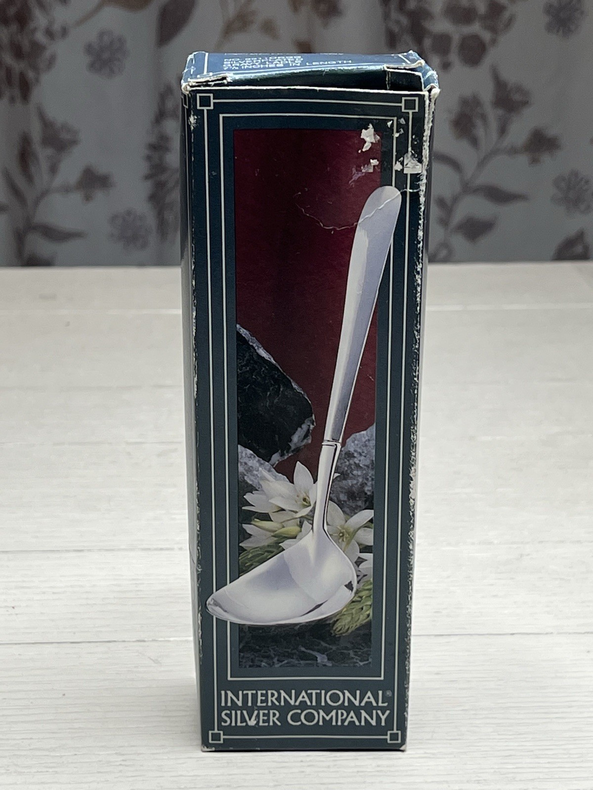 International Silver Company Silver Plated Gravy Ladel 7” With Box