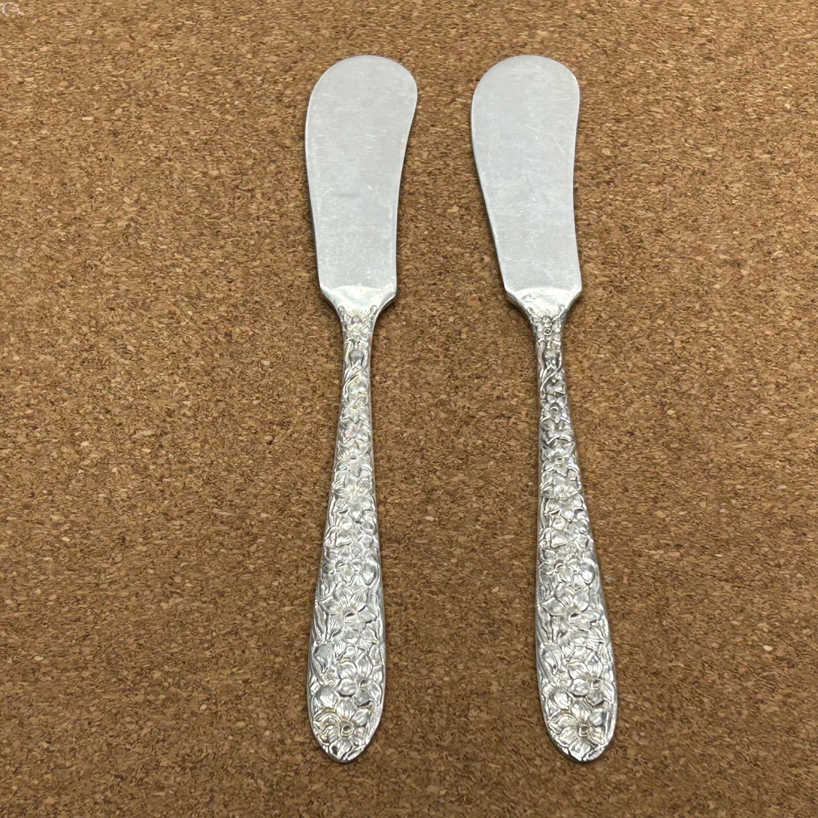 National Silver Co. Narcissus Silverplate 5.75″ Butter Knife Spreader (2) AA