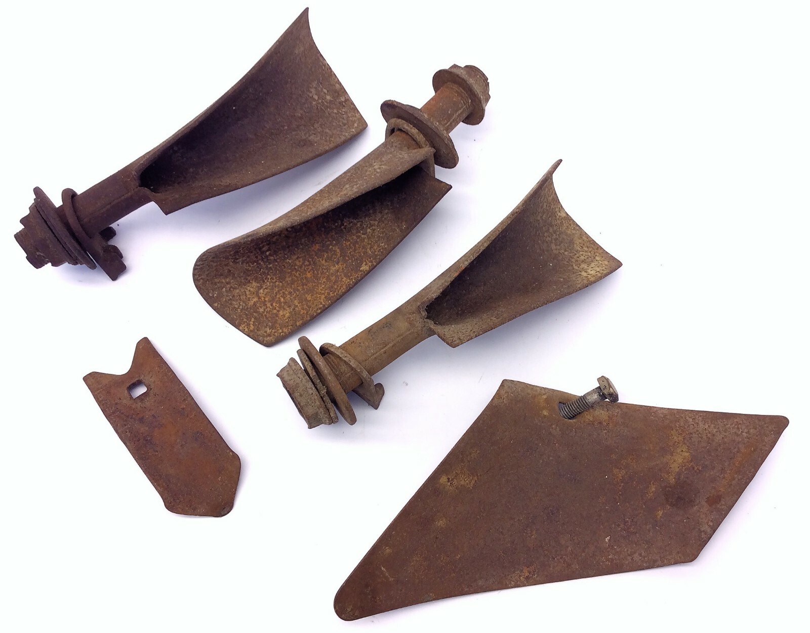 Antique Old Tractor Plow Iron Metal 1697 Planet Jr. Blades Teeth Parts