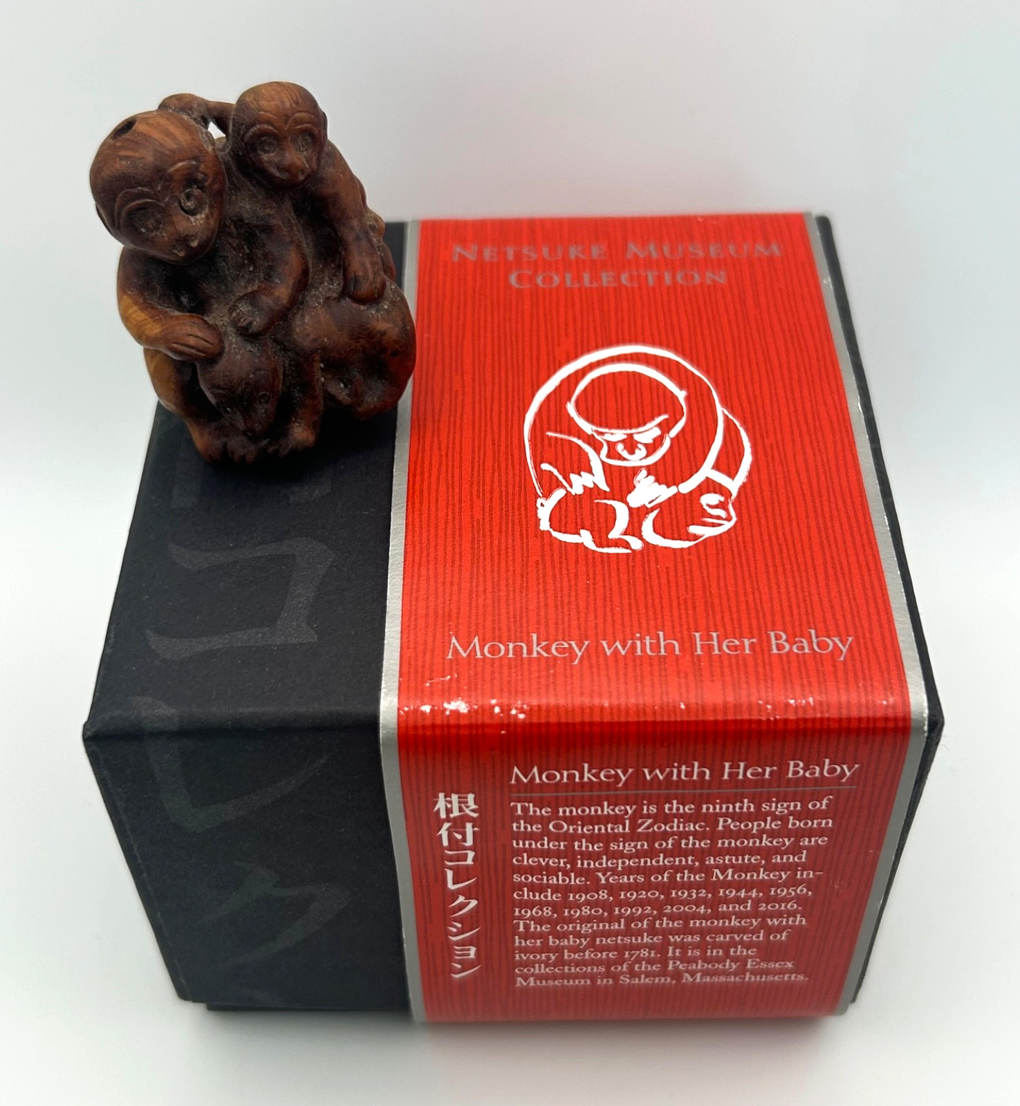 Carved BOXWOOD NETSUKE~Monkey w/Her Baby~2002 NETSUKE MUSEUM COLLECTION~in Box