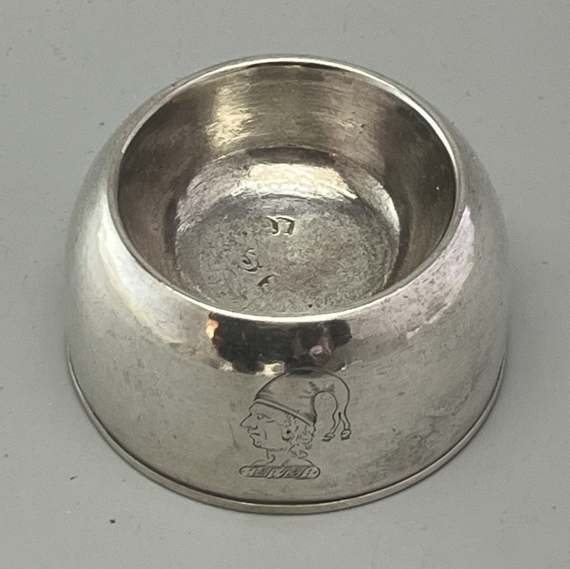 Queen Anne Crested Silver Trencher Salt CO London c1711 48g AFFZX
