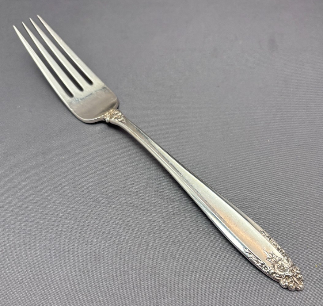 International Sterling Silver Flatware Prelude Dinner Fork No Monogram 1.66 ozt