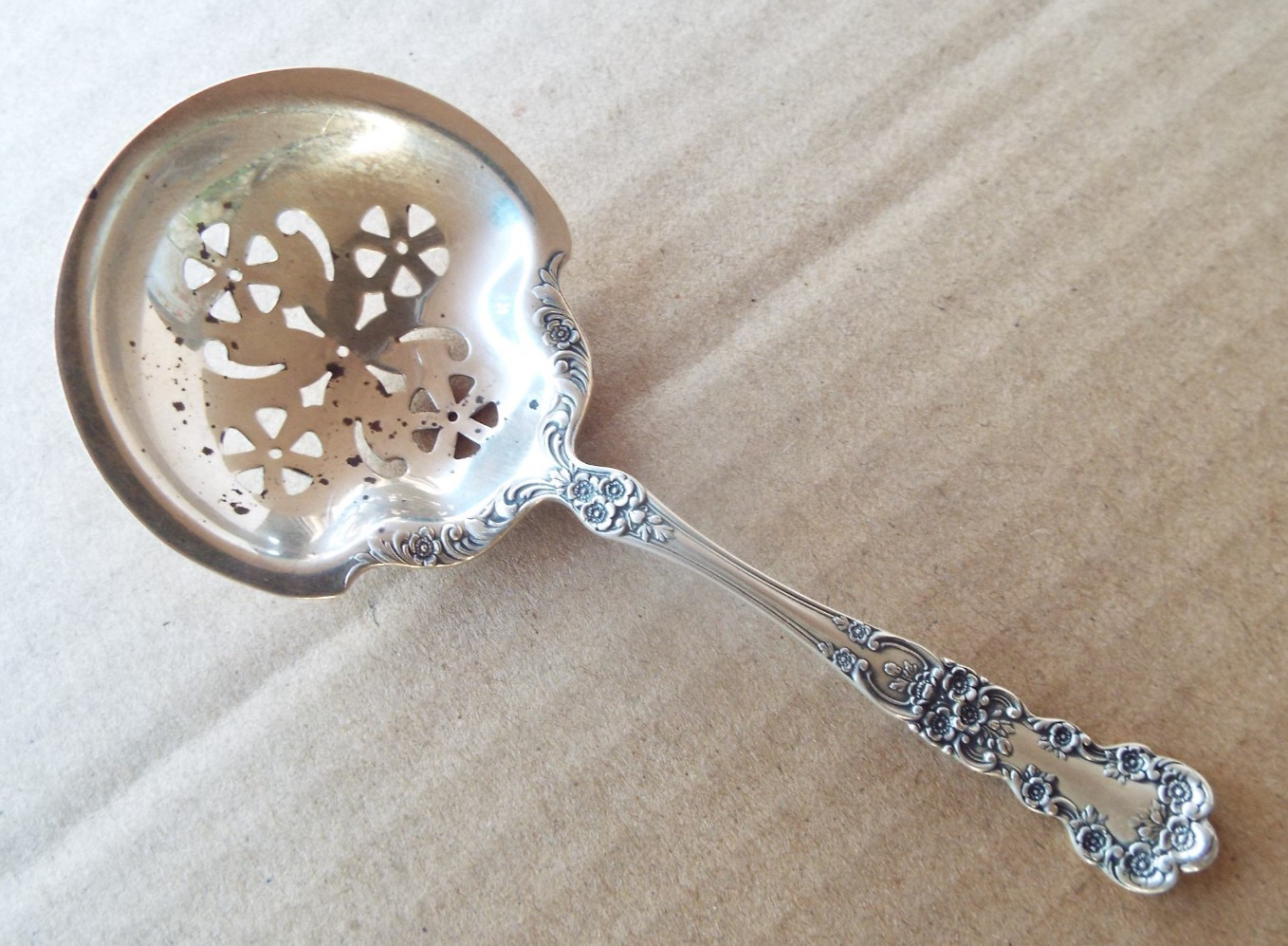 Vintage Gorham Sterling Buttercup Bon Bon Spoon 4 5/8″