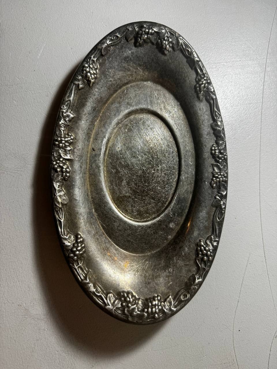 Vintage Silverplate Oval Bread Meat Serving Platter Ornate Grape Border Tray