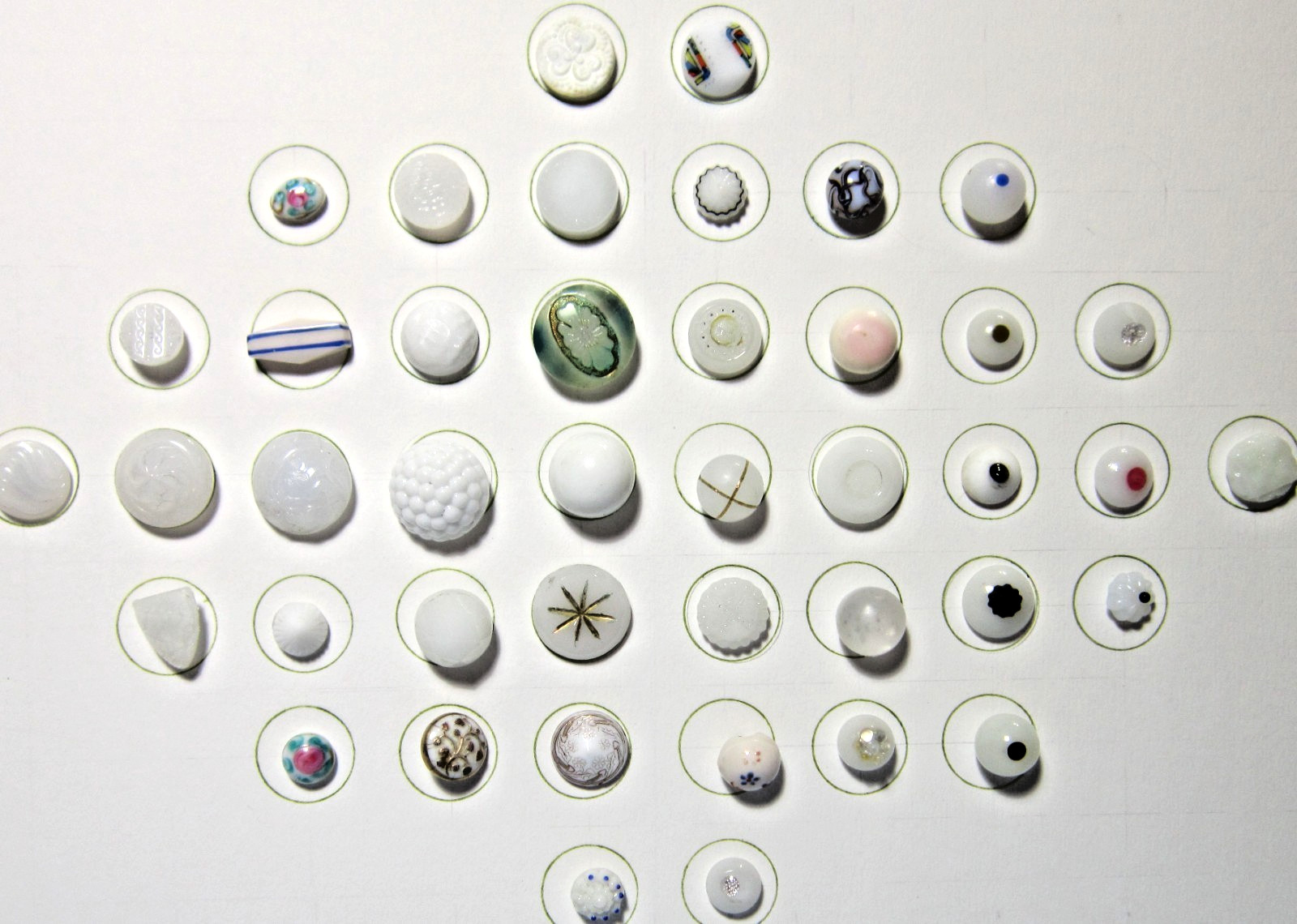 42pc Vintage Mixed Shape WHITE Glass Clambroth Swirl Back BUTTONS Sewing Crafts