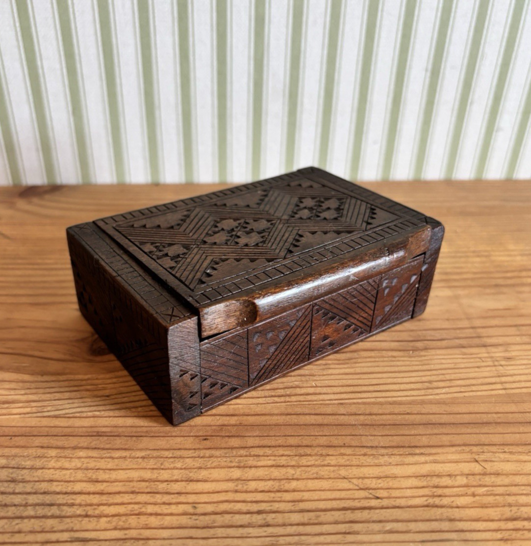 Vintage Small Hand Carved Trinket Keepsake Box Wooden Indian Treen Wood Hinged