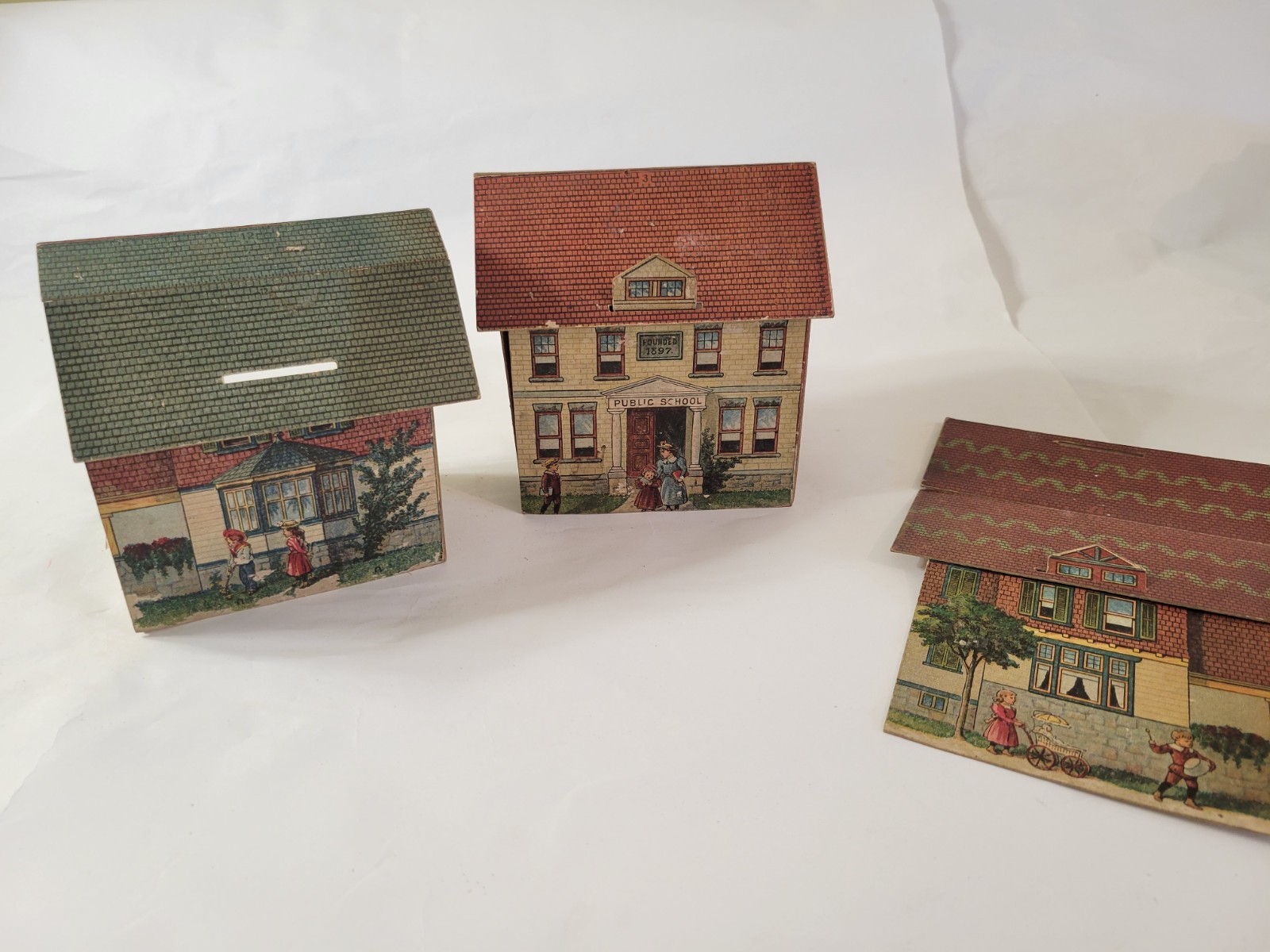 1897 McLoghlin Bros Pretty Villages Houses Cardboard/Paper – Lot