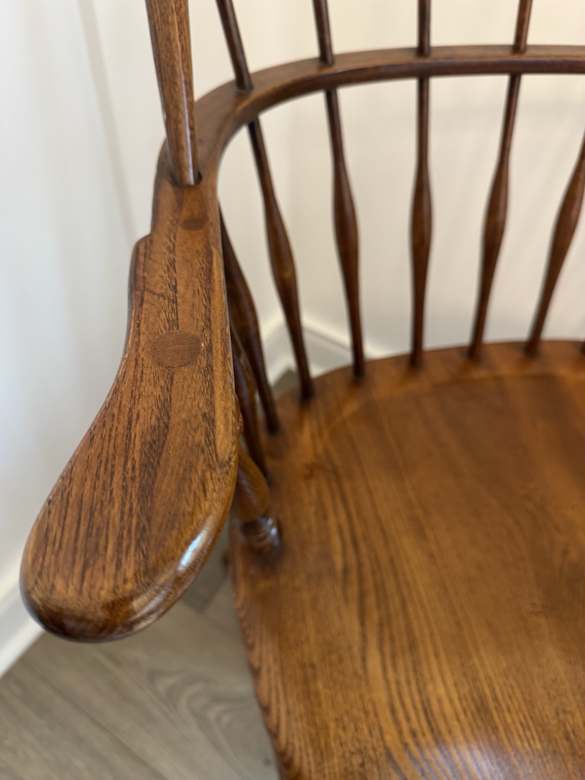 Vintage Solid Oak Windsor Armchair Colonial Farmhouse Tell City Style