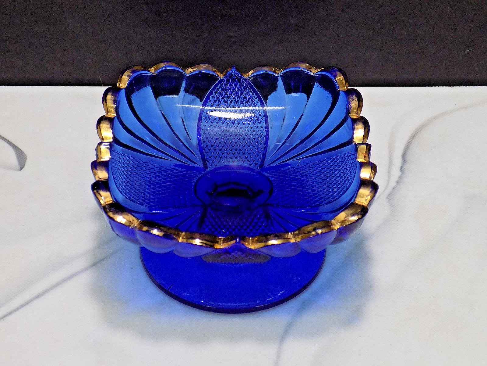 U.S. Glass Kentucky No. 15,051 Cobalt EAPG Pedestal Gold Rim Sauce Bowl