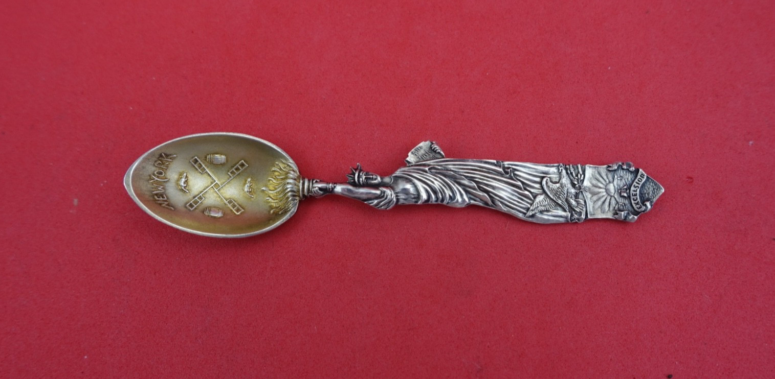 Pattern Unknown by Shiebler Sterling Souvenir Spoon w/Statue of Liberty 4 1/4″