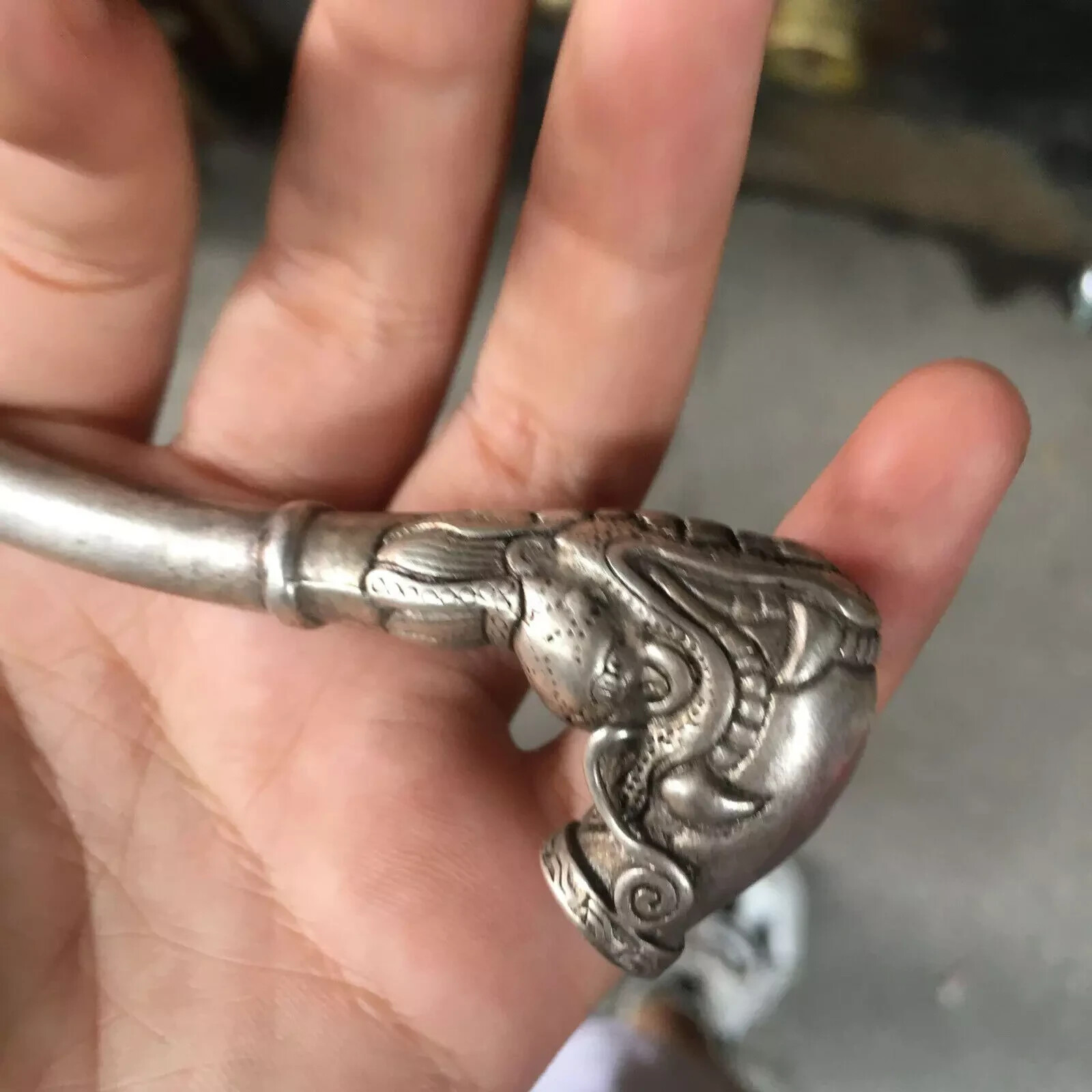 Tibetan silver Old china cigarette pans dry tobacco pouches beast pipes