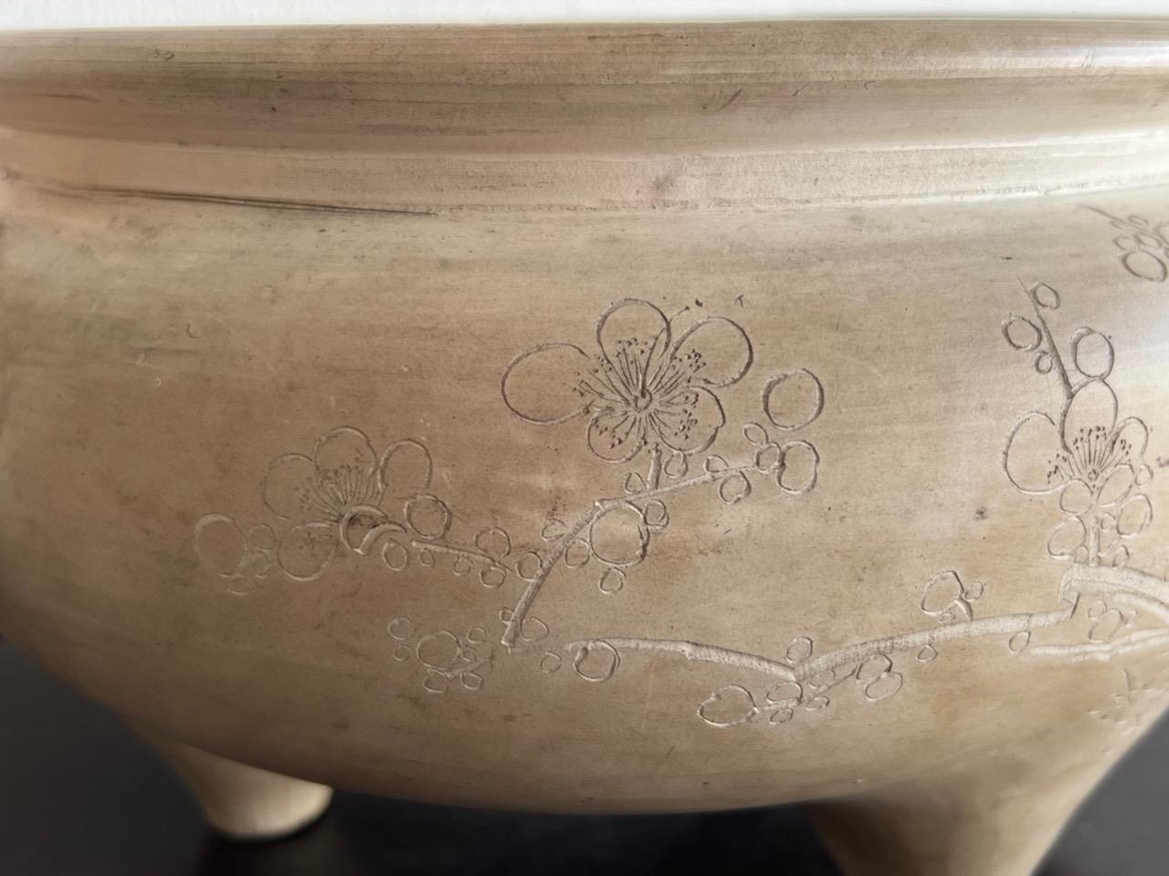 Chinese Qing Dynasty Clay Incense Burner / W 32[cm] / Plate Ming Censor Bowl Pot