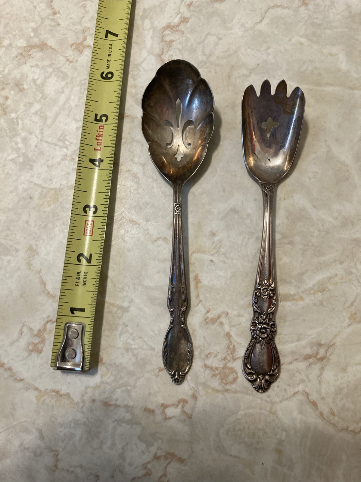 2 Antique Pieces Rogers Silver Plate Heritage Nut/Olive Scoop & Sugar Sifter Spo