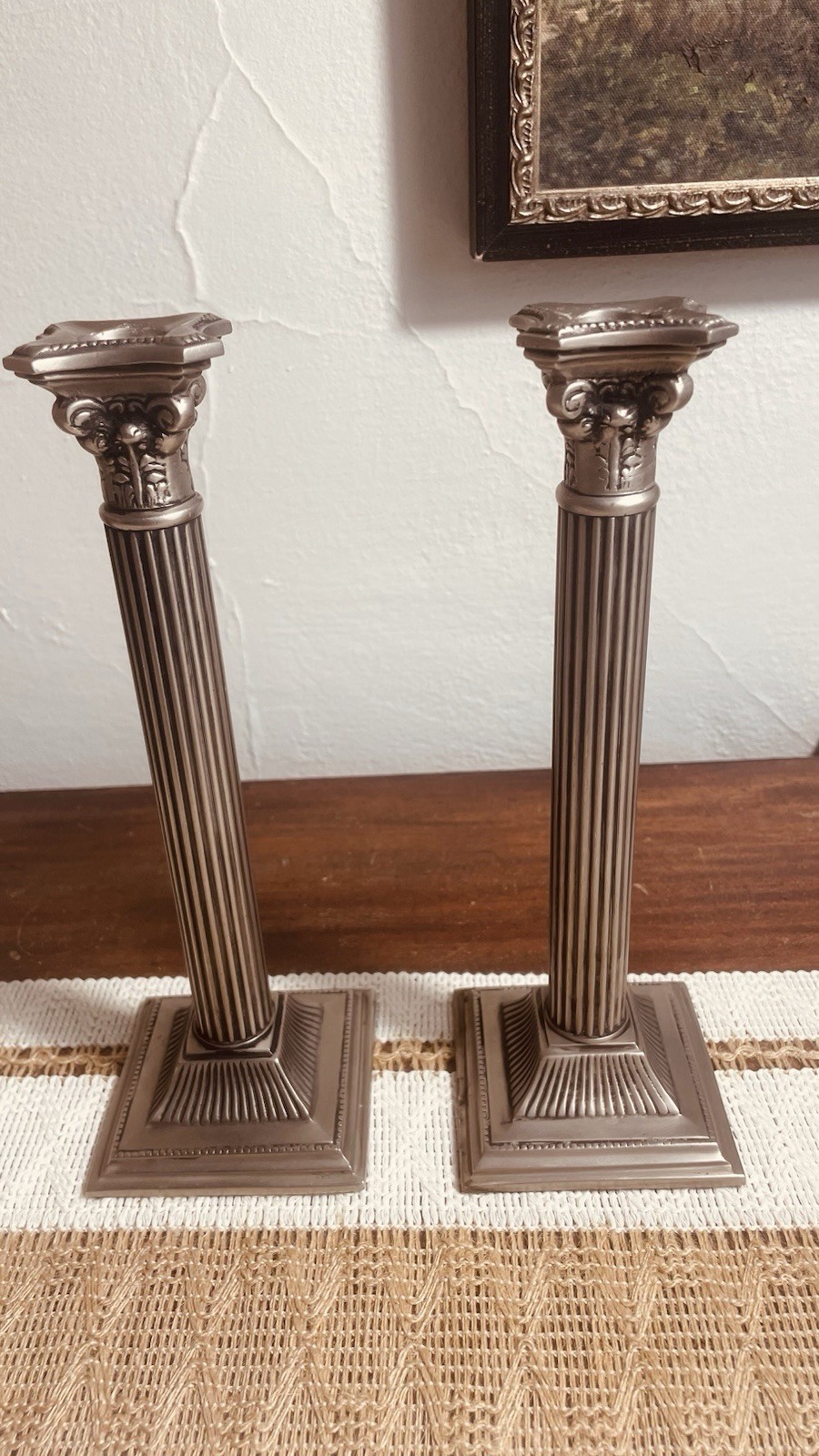 2 SILVER PLATED NEOCLASSICAL CORINTHIAN COLUMN CANDLE STICKS HOLDERS 8” TALL