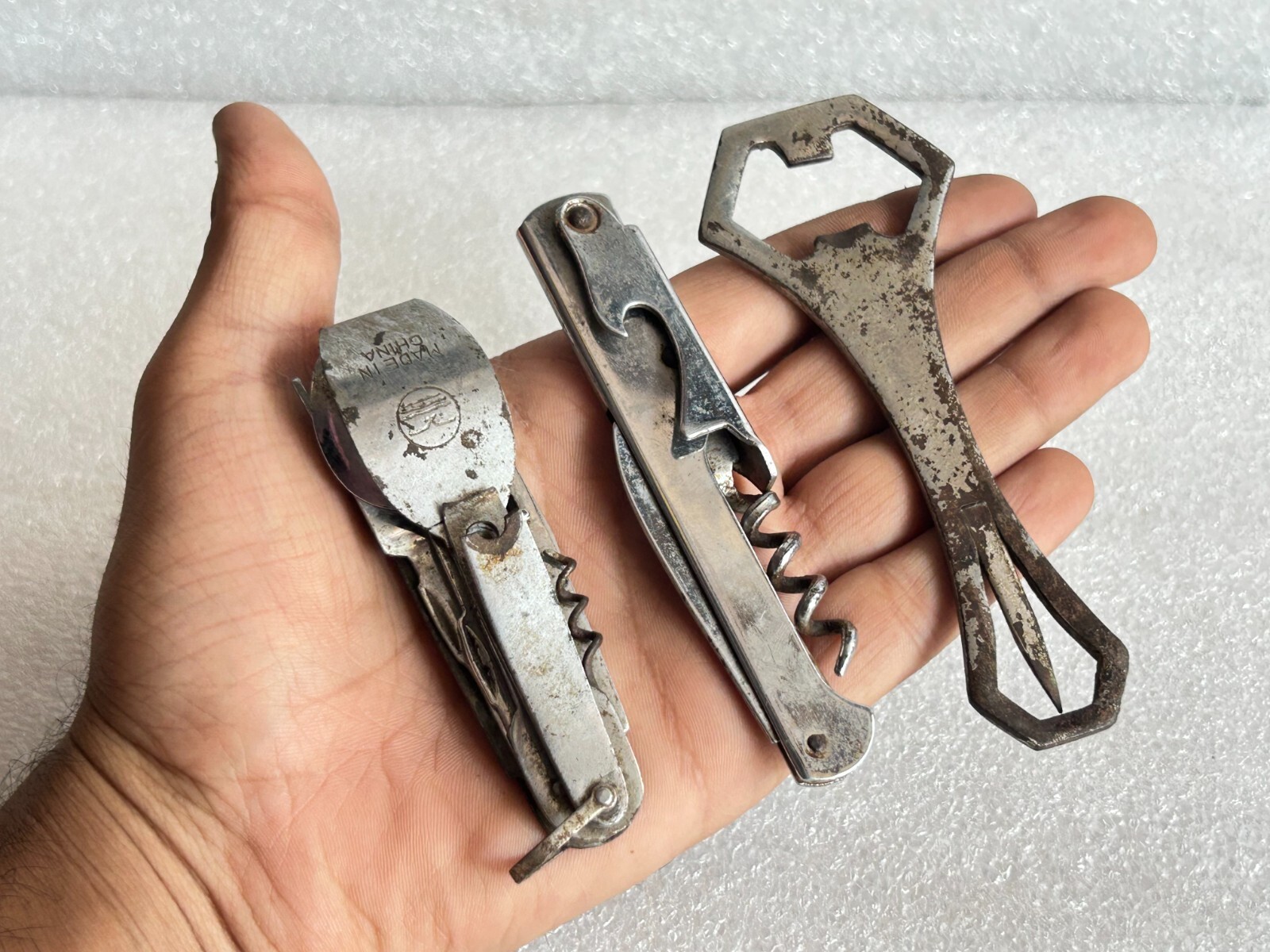 RARE OLD VINTAGE BAR TOOL STEEL BOTTLE CAN WINE CORK OPENER, SET OF 3 PCS LOT