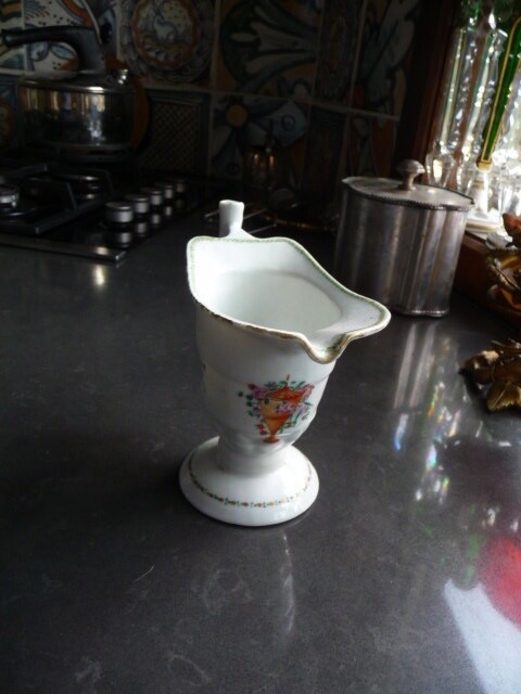 lowestoft porcelain Helmet jug C 1790/1810
