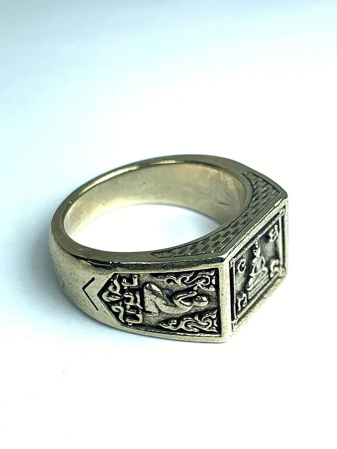 SIZE 10.5 US. REAL B. E. 2524 ALPACA BUDDHA NANG KWAK LP RUAY RING THAI AMULET