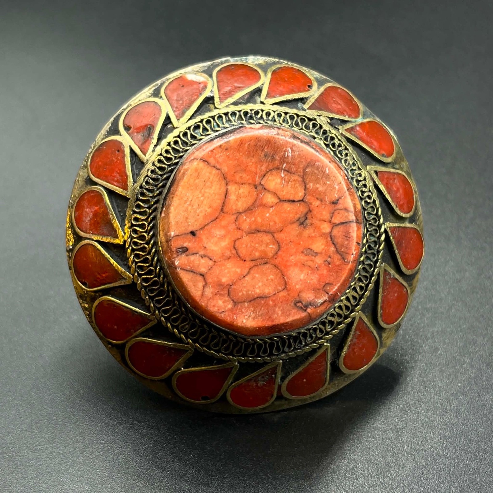 Vintage Rare Ethnic Afghan Turkmen brass 2 Finger Ring With Coral and agate
