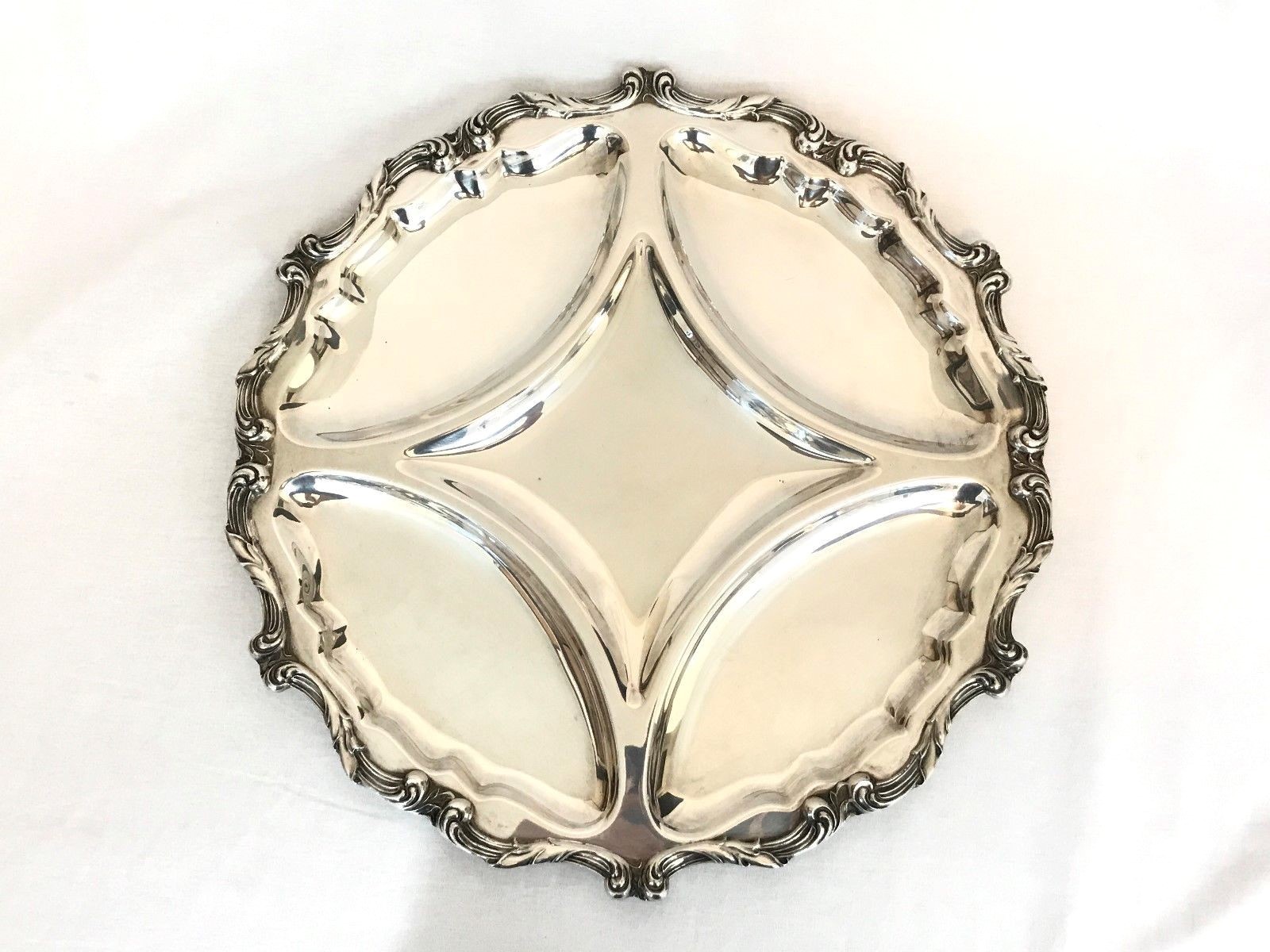 Vtg Wallace La Reine Silver Plate 5 Part Relish #1140 Round Serving Tray 16”