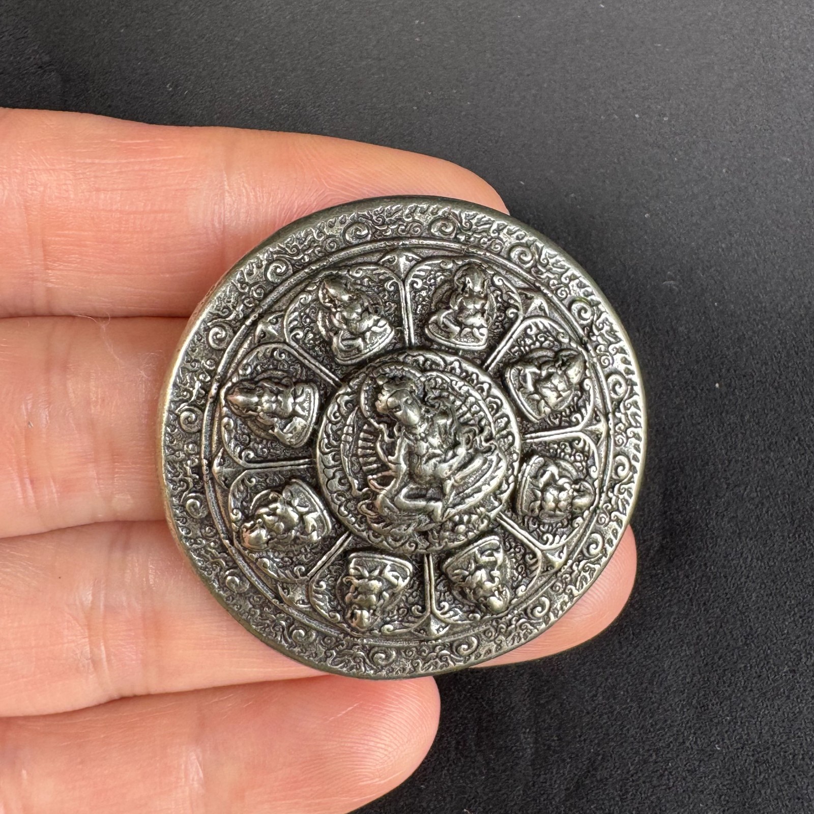 1.25″ Old Chinese Tibetan Buddhism cupronickel Yellow Jambhala Pendant amulet