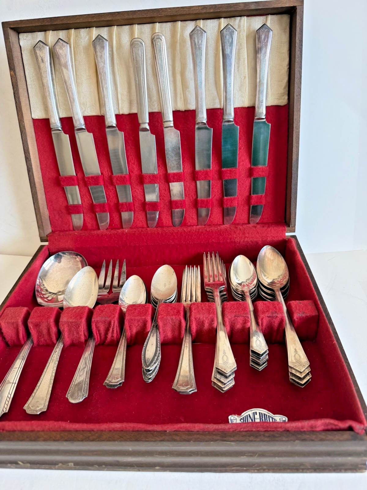 Wm Rogers Silverplate 41 Piece Flatware Set In Tarnish Resisting Wood Chest