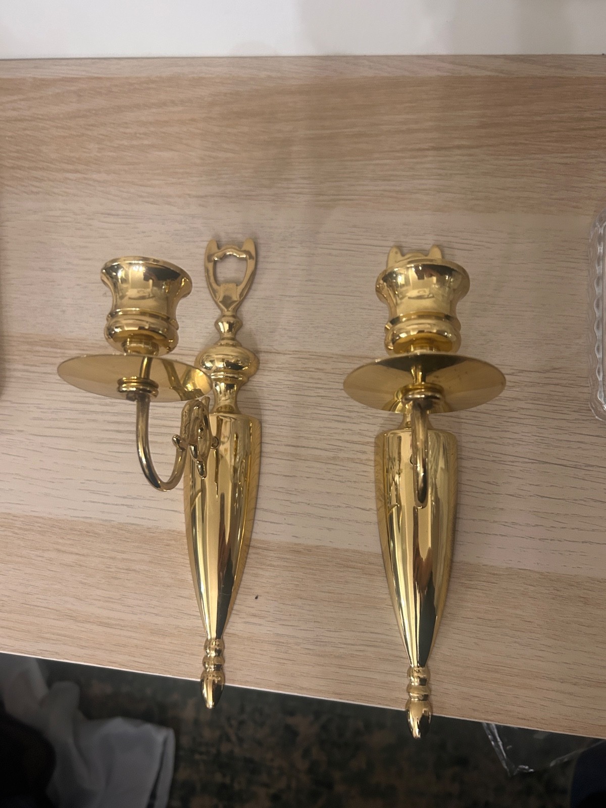 Vintage Brass sconces, set of 2. Great conditions. Colonial revival style
