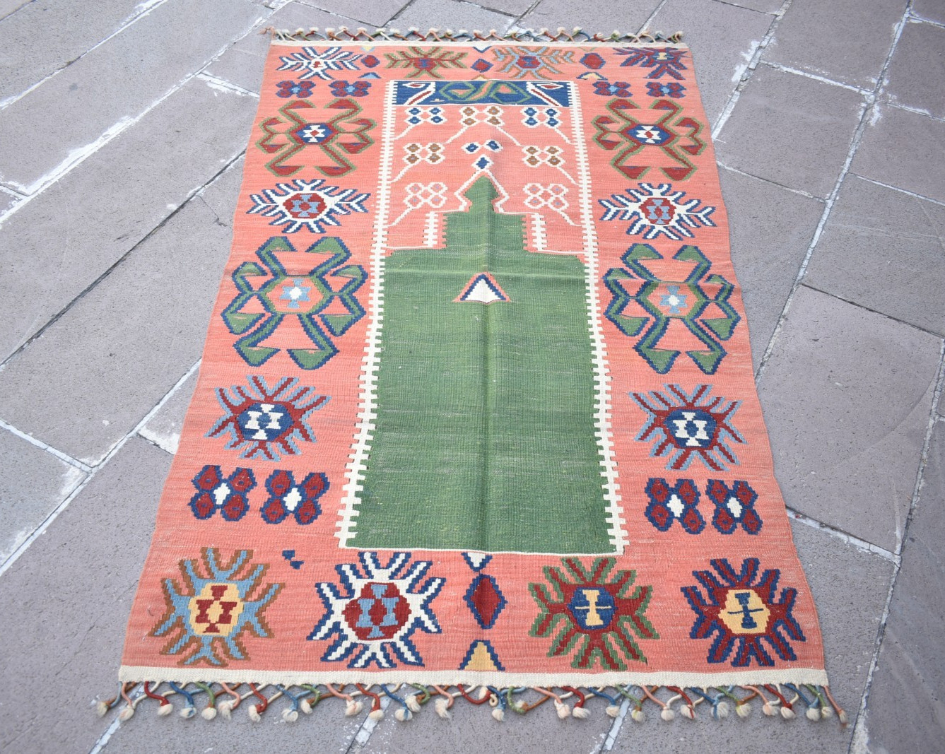 Vintage Turkish Rug 40” x 66” Anatolian Kayseri Prayer Rug Home Decor Wool Rug