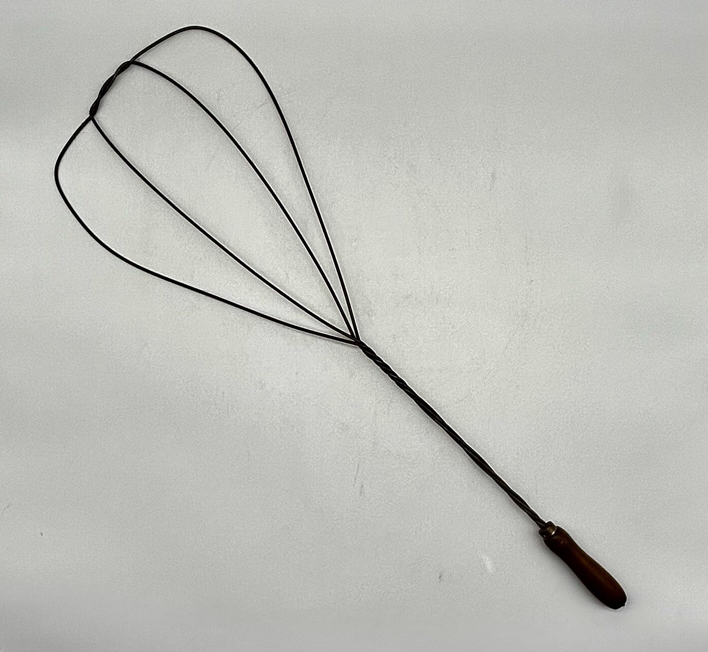 Antique Early 1900’s Primitive Large Twisted Wire Rug Beater w/ Wooden Handle