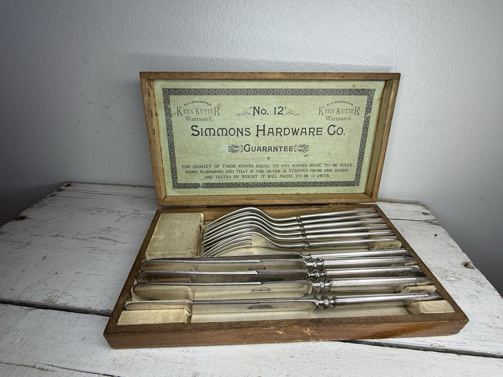 Vintage E.C. Simmons Keen Kutter No. 12 Pc Fork Knife Silverware Set w/ Wood Box