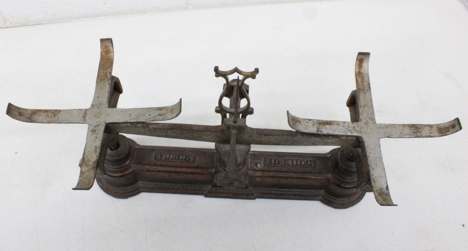 Antique Force 10 Kilo Kilog French Cast Iron Balance Scale with 2 Brass Plates